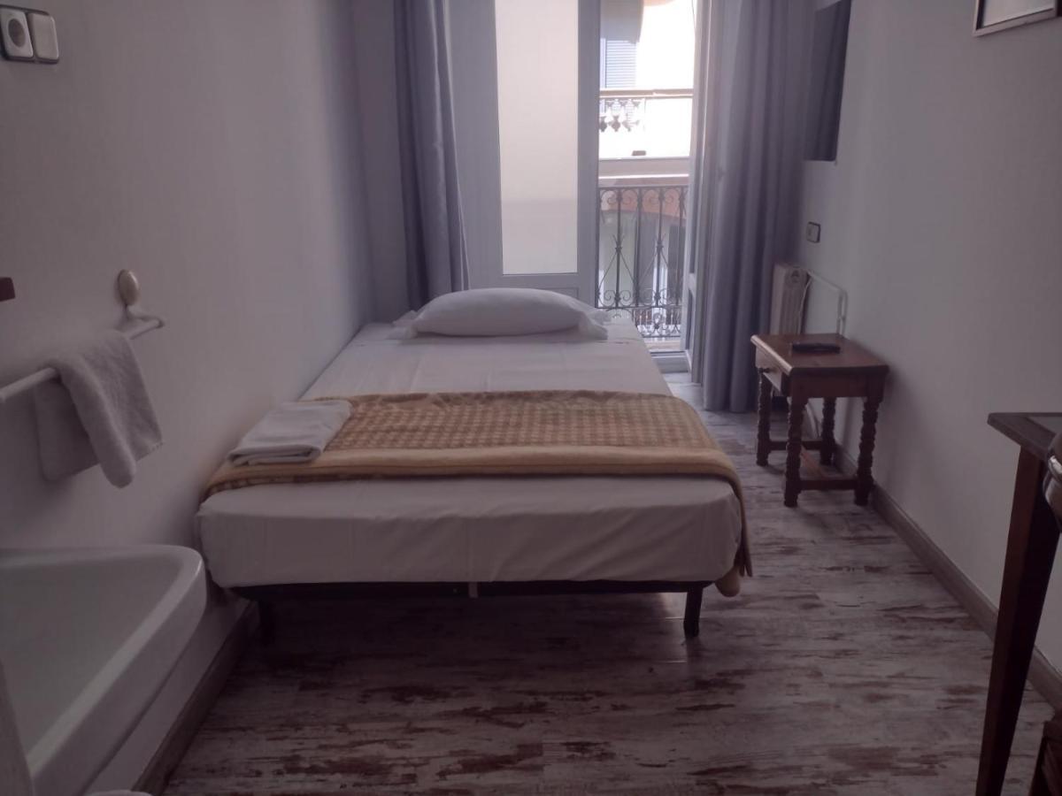 Pension San Isidro Madrid Exterior photo