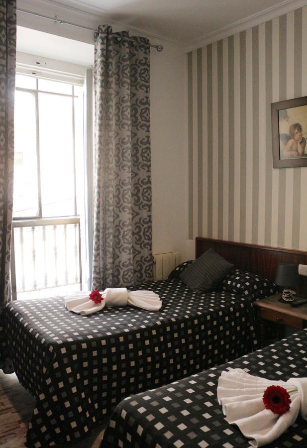 Pension San Isidro Madrid Exterior photo