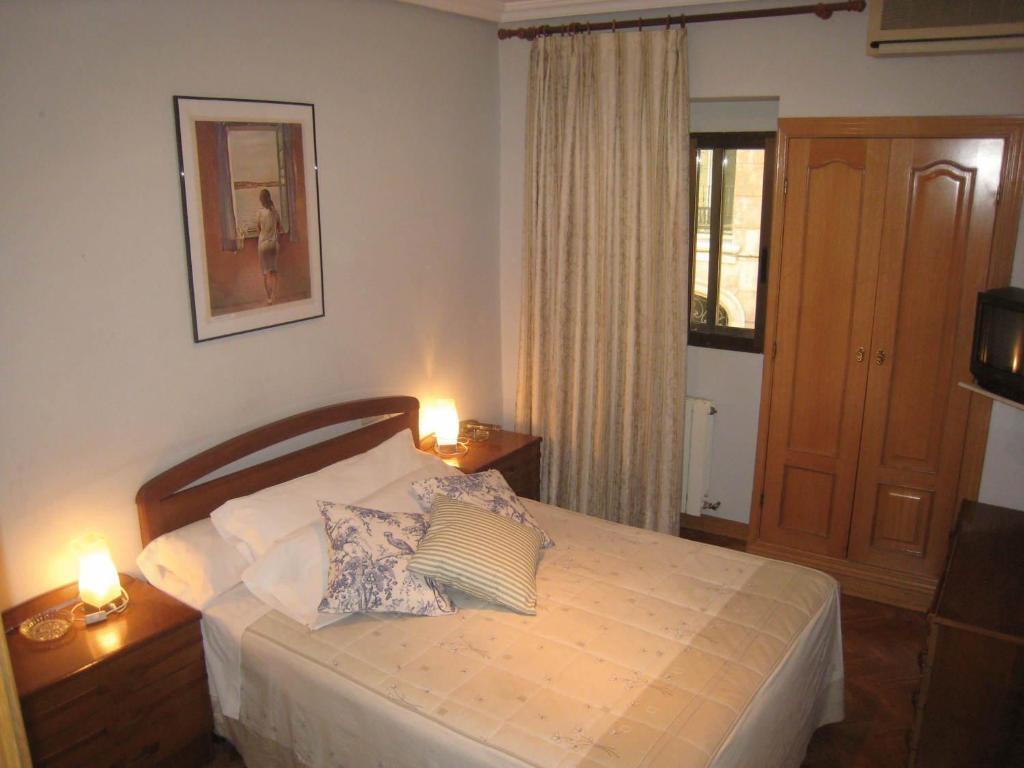 Pension San Isidro Madrid Exterior photo
